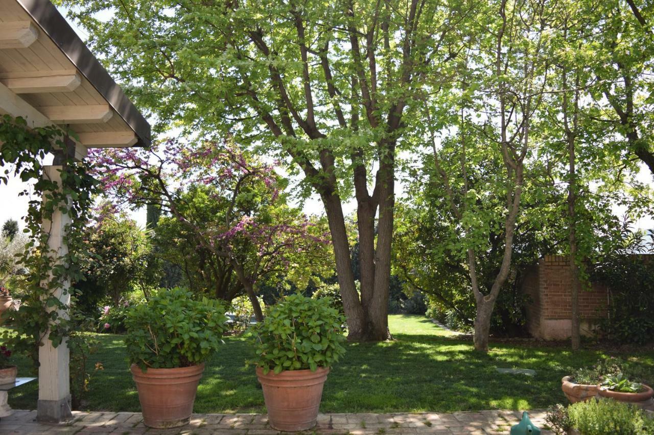 B&B Villa Fioreconero Montacuto Екстериор снимка